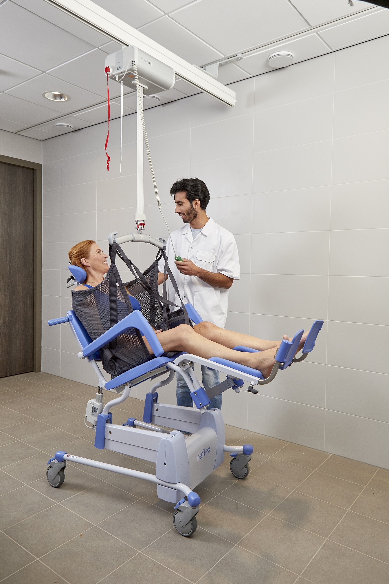 Banner Plafondtilliften En Liftsystemen